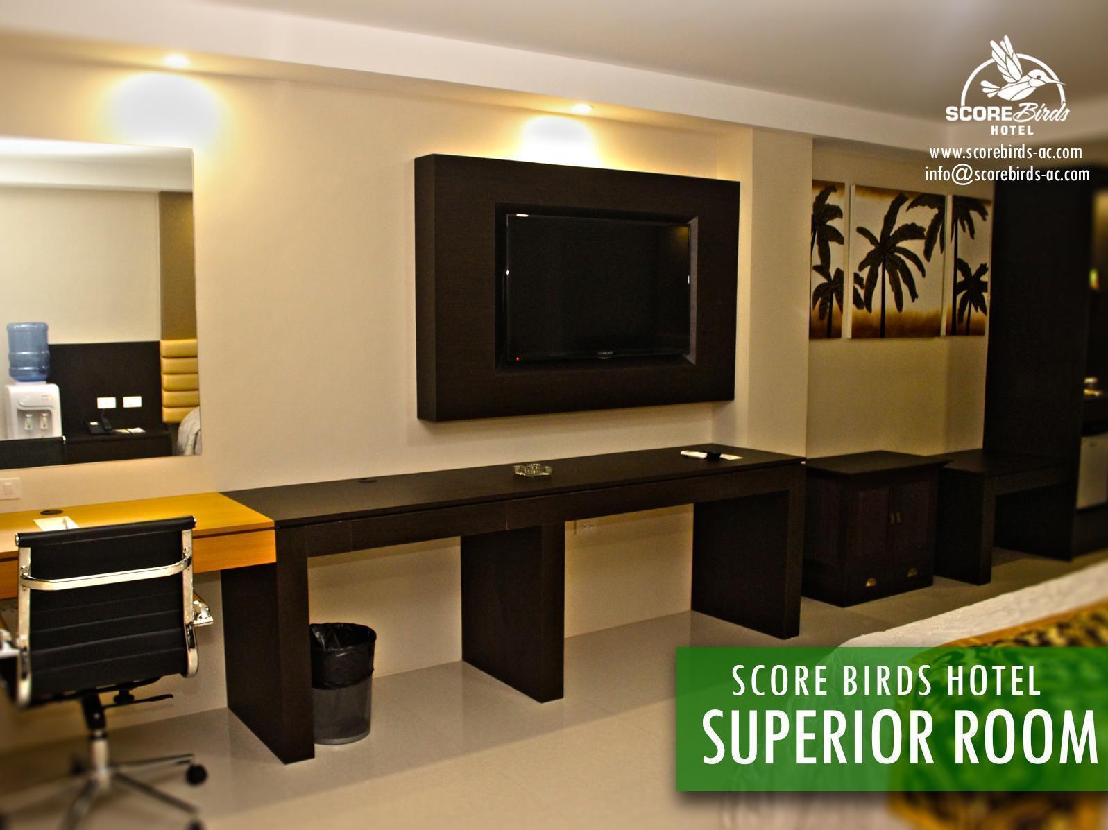 Score Birds Hotel Angeles Exterior foto